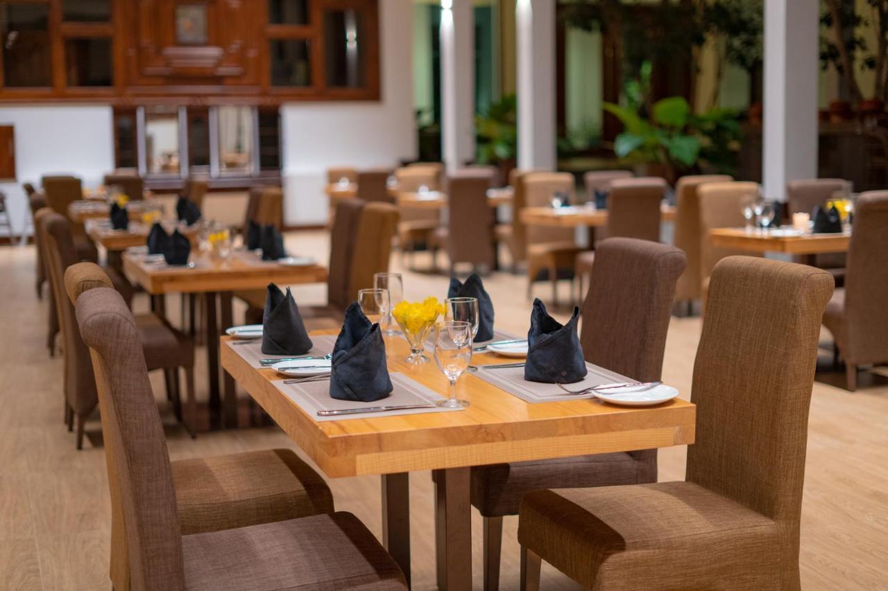 Birds Resort Hambantota Exterior photo