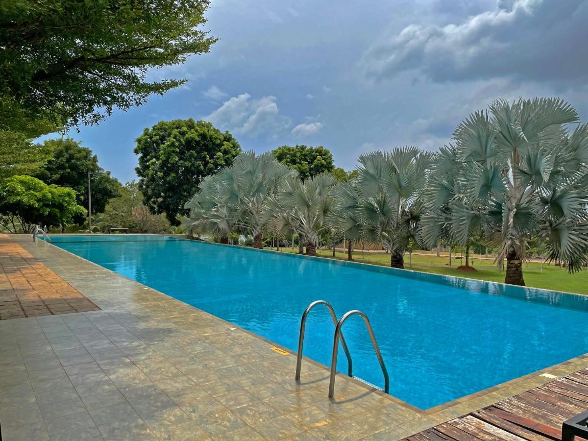 Birds Resort Hambantota Exterior photo
