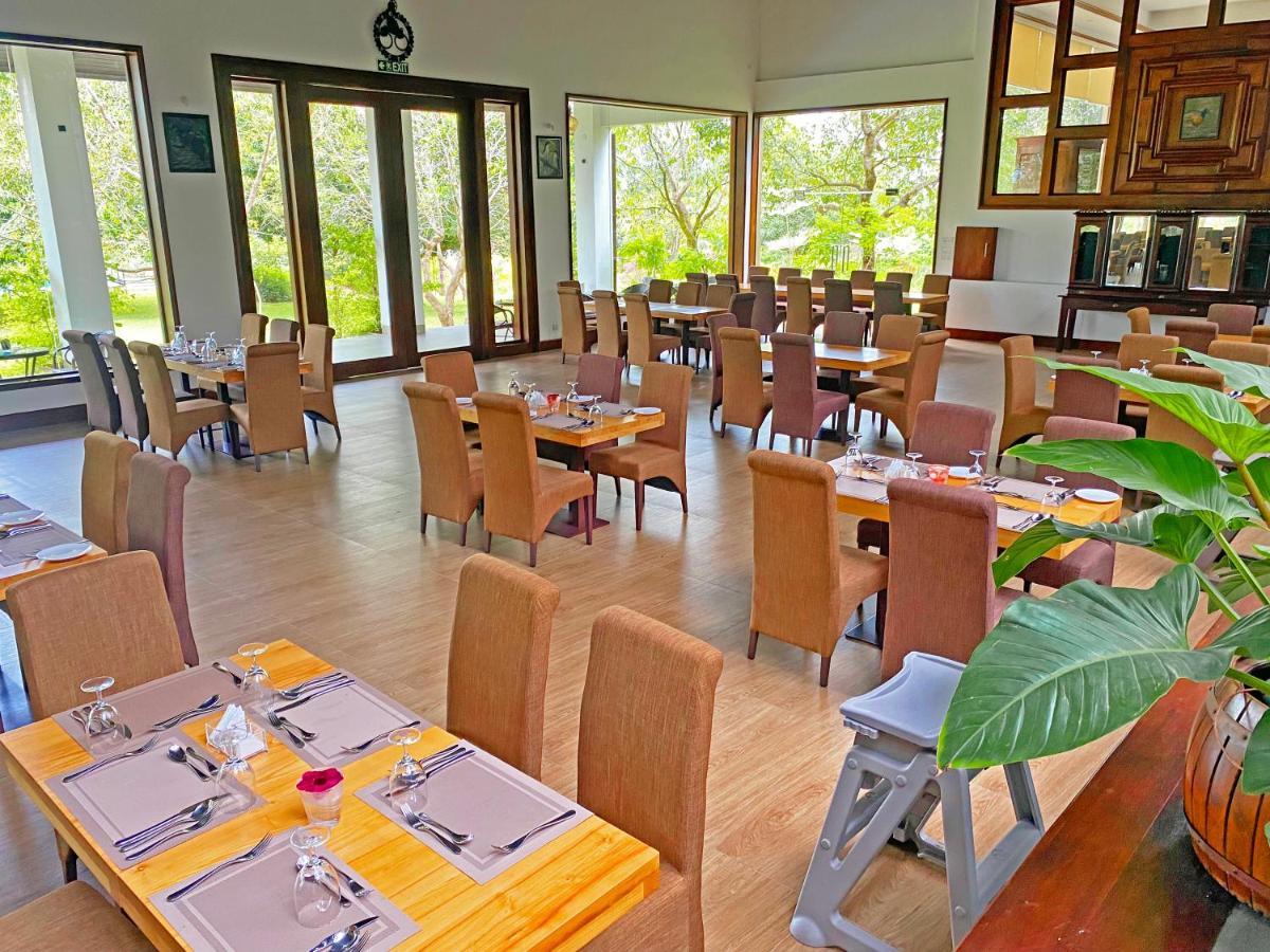 Birds Resort Hambantota Exterior photo